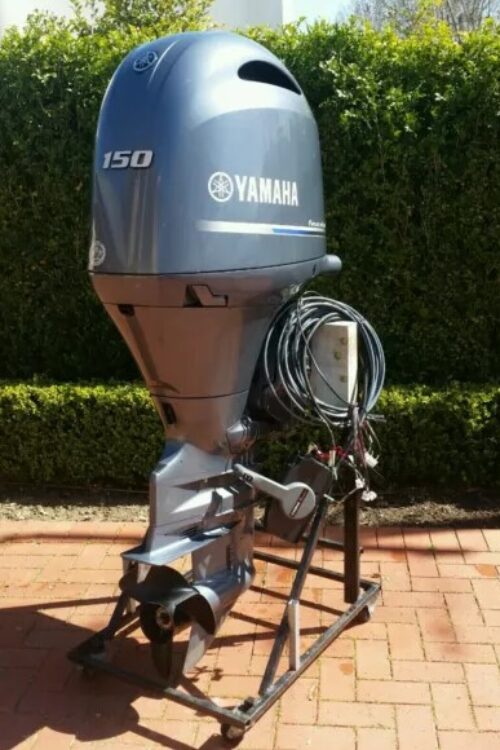 Used 2015 Yamaha 150hp 4 Stroke 25 Shaft Outboard Motor