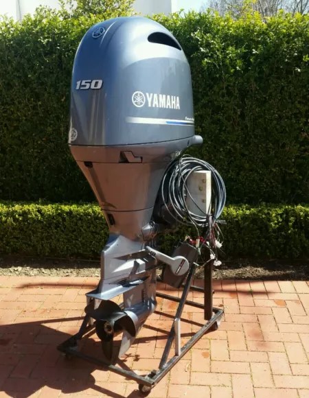 Used 2015 Yamaha 150hp 4 Stroke 25 Shaft Outboard Motor