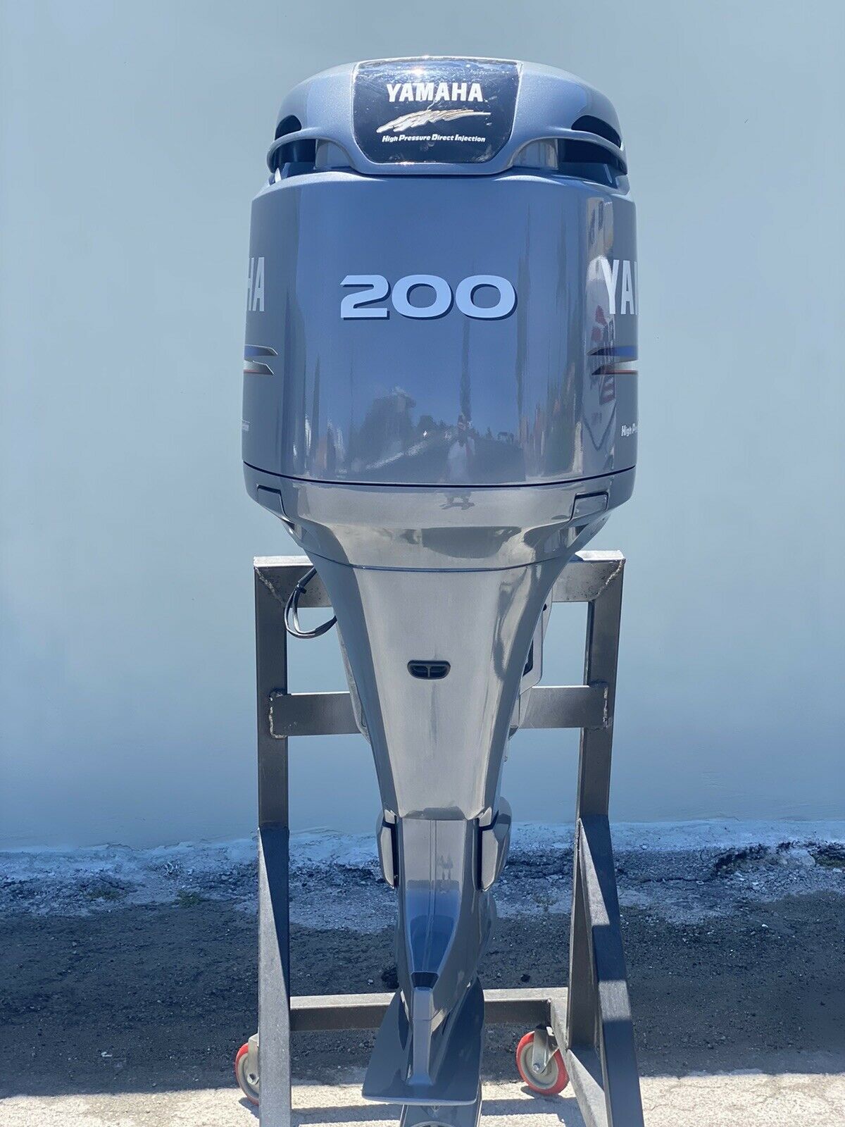 2003 Yamaha 200Hp Hpdi 2 Stroke Outboard Motor - Image 2