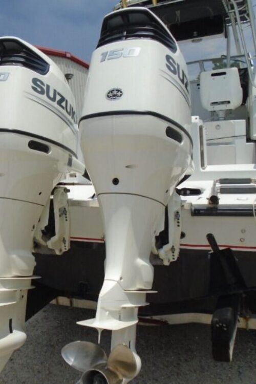Pair 2017 Suzuki 150hp 4 Stroke 25” Outboard Motor