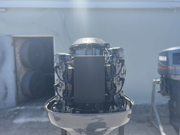 1995 Yamaha 200hp 2-Stroke 25” Outboard Motor - Image 3