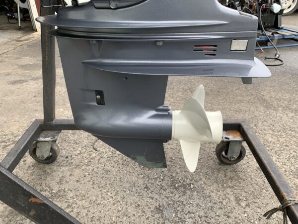 2003 Yamaha 40hp 2-stroke-with-handle Outboard Motor - Image 4