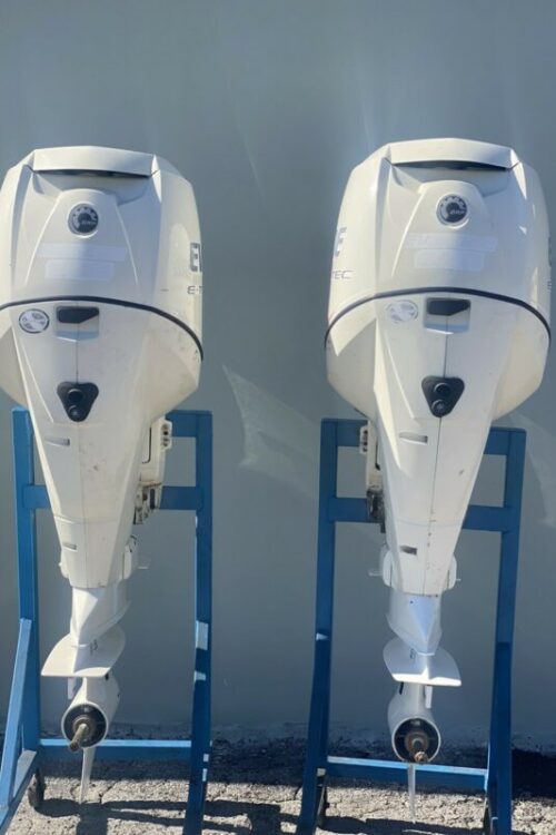 Pair 2006 Evinrude E-Tec 250Hp 2 Stroke Outboard Motors