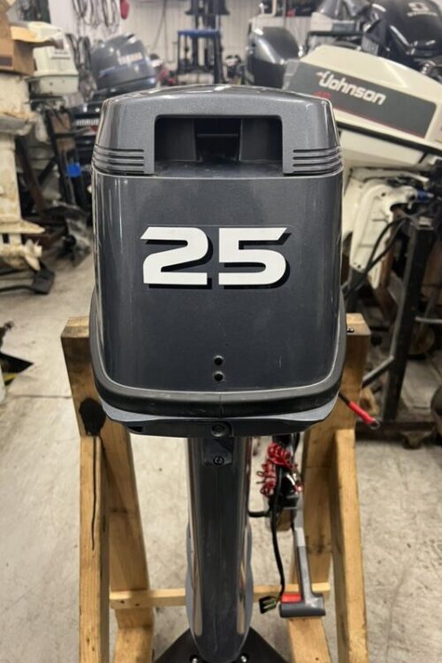 2008 Yamaha 25hp 2 Stroke Outboard Motor