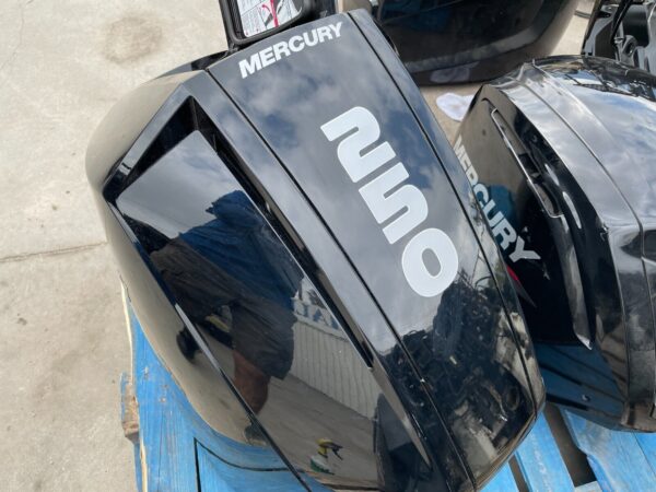 Mercury Verado 250 HP Top Cover Cowl Hood 8M0142172