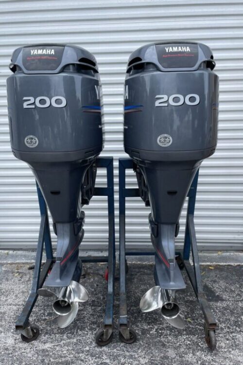 Pair 2006 Yamaha 200hp HPDI 2 stroke 25” Outboard Motor