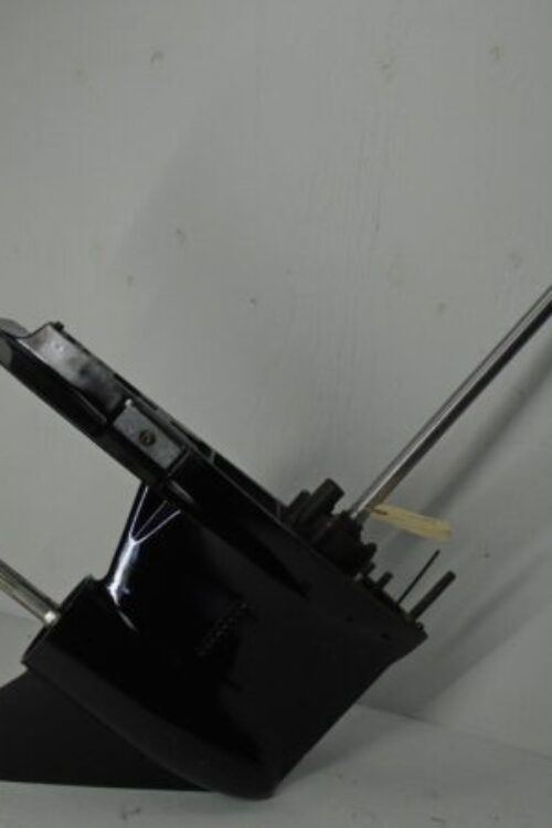 USED 25″ C/R MERCURY OUTBOARD LOWER UNIT-2.0-2.4-2.5-gearcase 135/150/175/200 hp