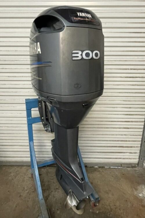 2004 Yamaha 300hp HPDI 2 Stroke 30” Outboard Motor