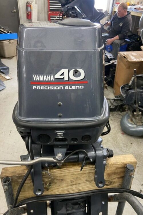 Yamaha 40hp 2 Stroke 20 long shaft outboard Motor