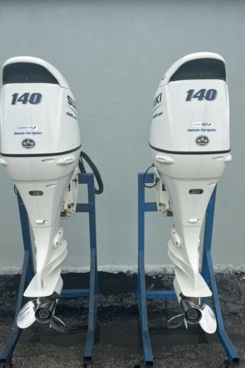 Used Pair 2015 Suzuki 140hp 4 Stroke 25” Outboard Motors