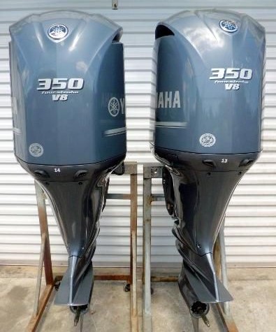 Pair 2010 Yamaha 350hp 4 Stroke 25 Shaft Outboard Motor