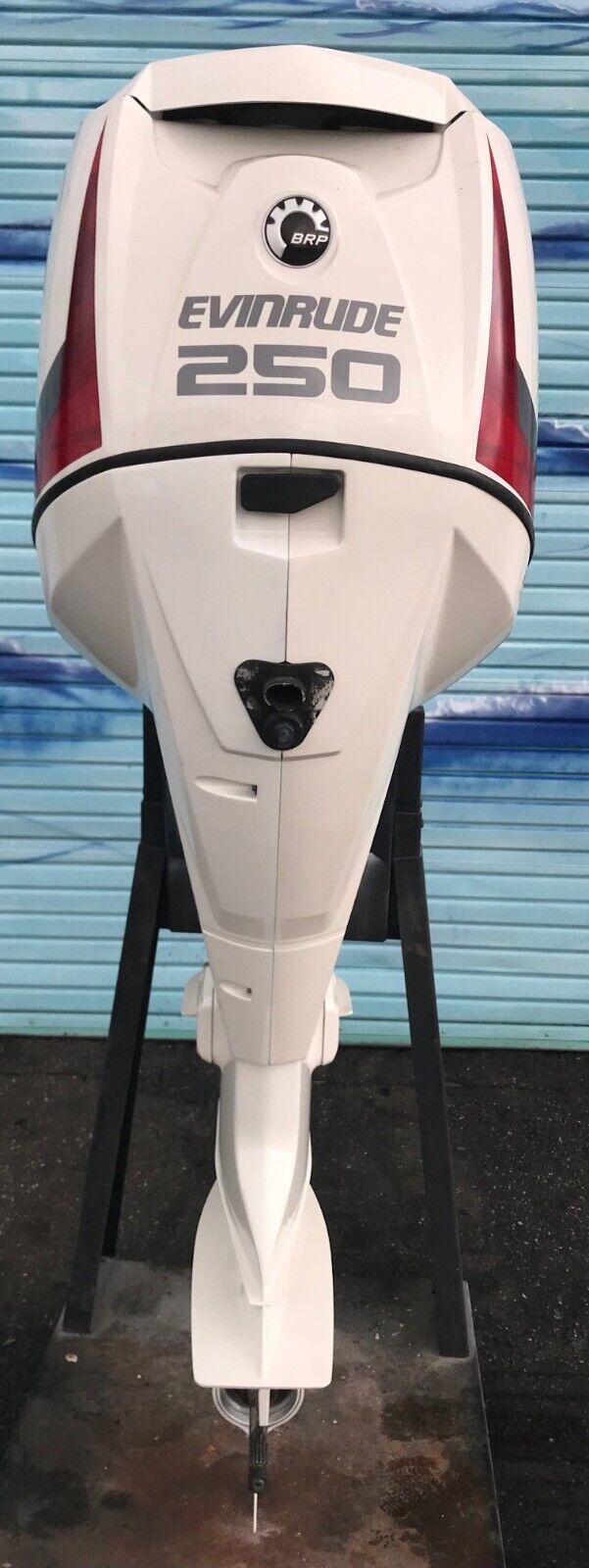 2012 Evinrude E-Tec 250hp L.H 2 Stroke 30 Shaft Outboard Motor - Image 2