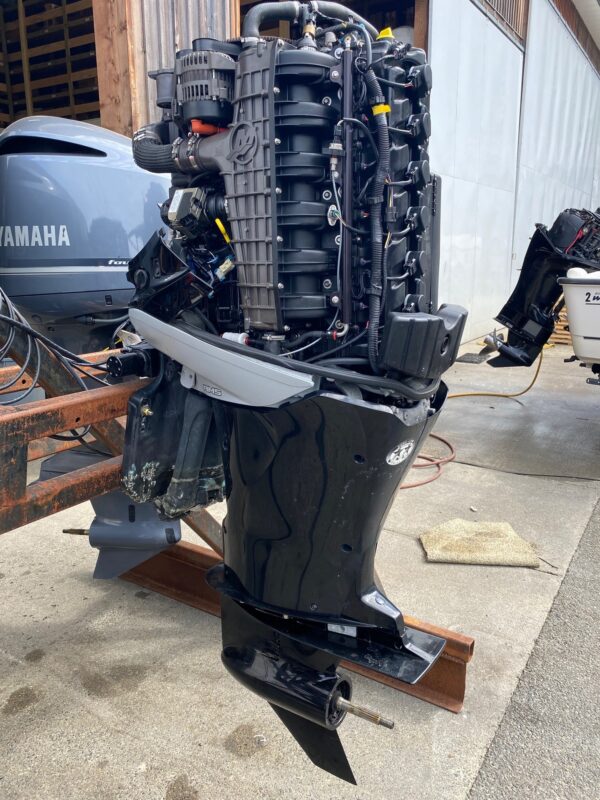 Pair 2007 Mercury 250xl 250hp Verado 4-Stroke Outboard Motor - Image 4