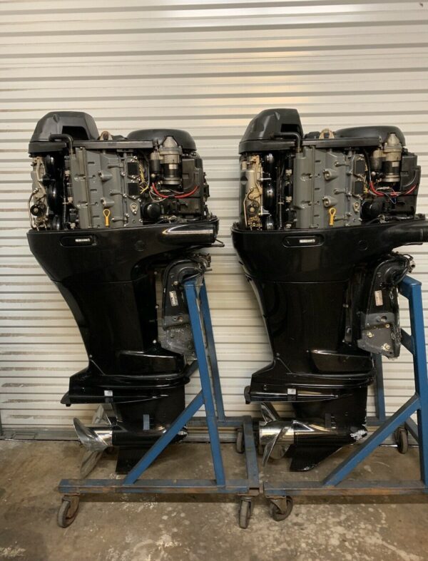 Pair 2010 Suzuki 250hp 4 Stroke 25” Outboard Motor - Image 4