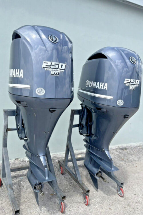PAIR OF 2012 250HP YAMAHA 4 STROKE OUTBOARD MOTORS WITH  25″ SHAFTS