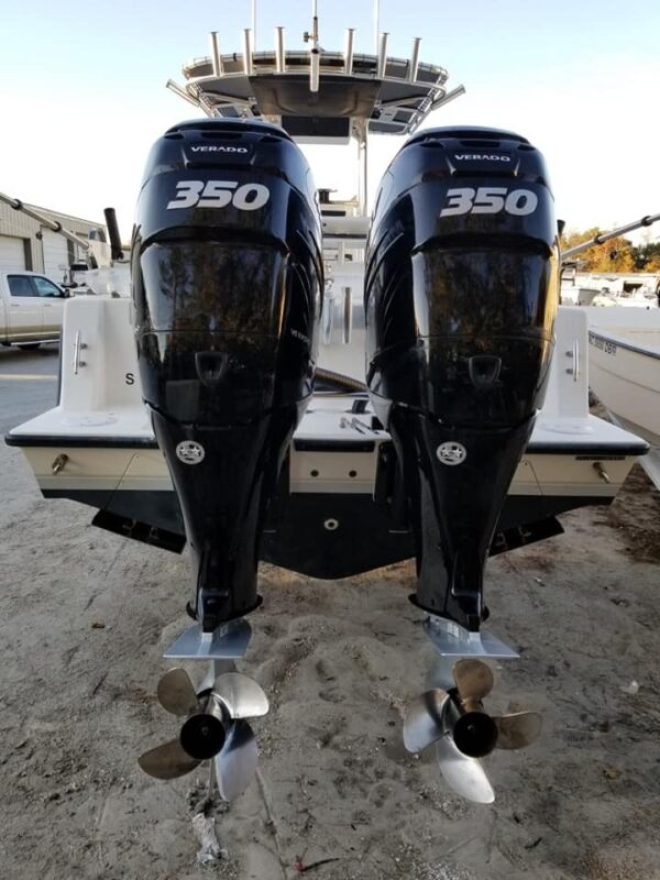 Twin 2019 Mercury 350hp Verado 4-Sroke Outboard Motor