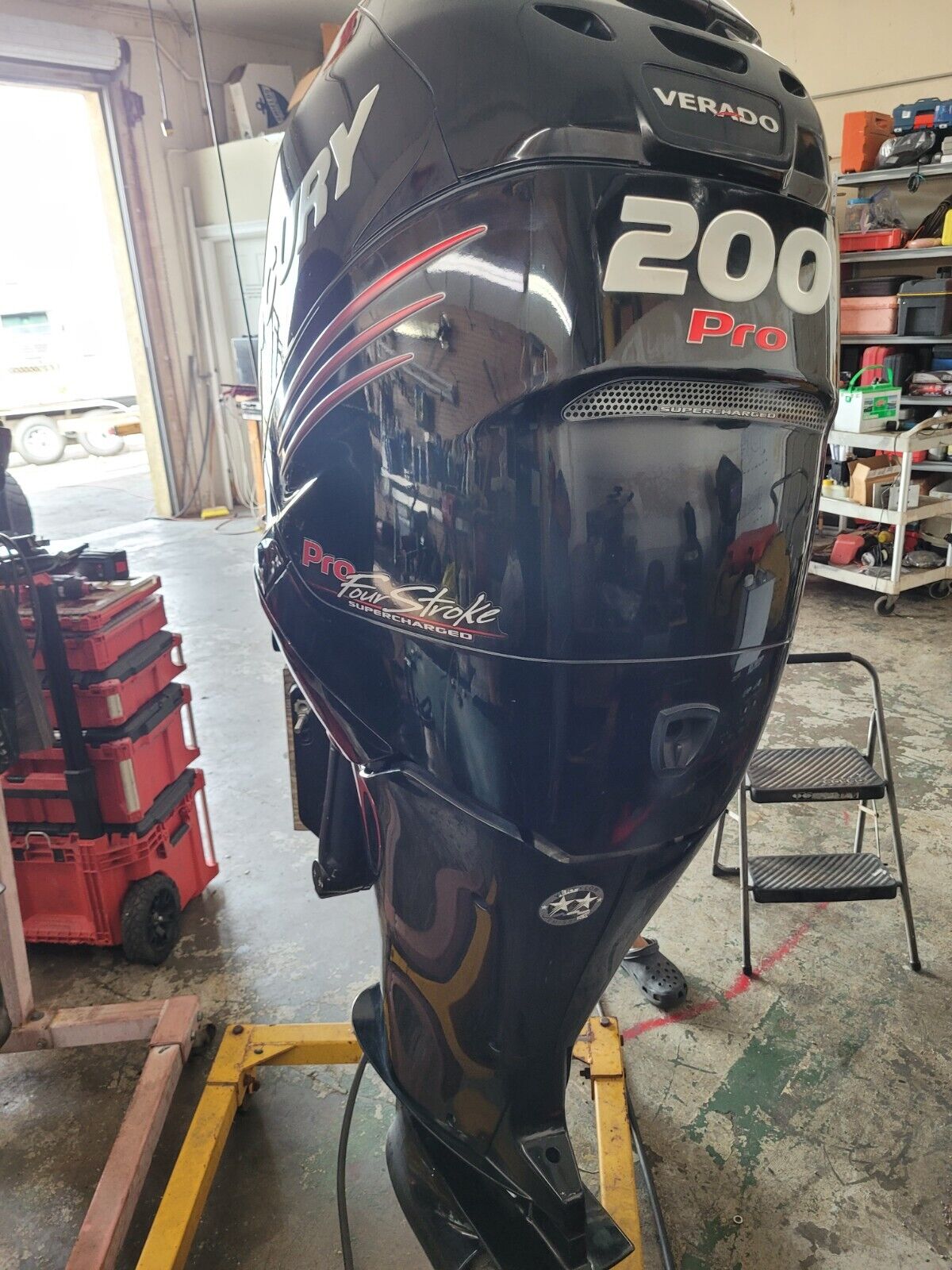 2013 Mercury 200hp PRO Verado 4 Stroke Outboard Motor - Image 2