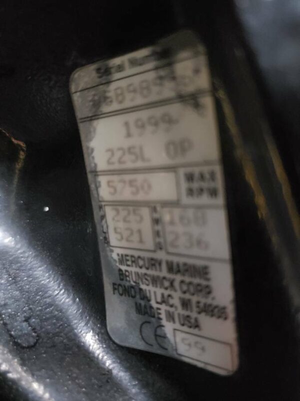 1999 Mercury 225HP Long shaft-20in-2-Stroke-Outboard Motor - Image 4