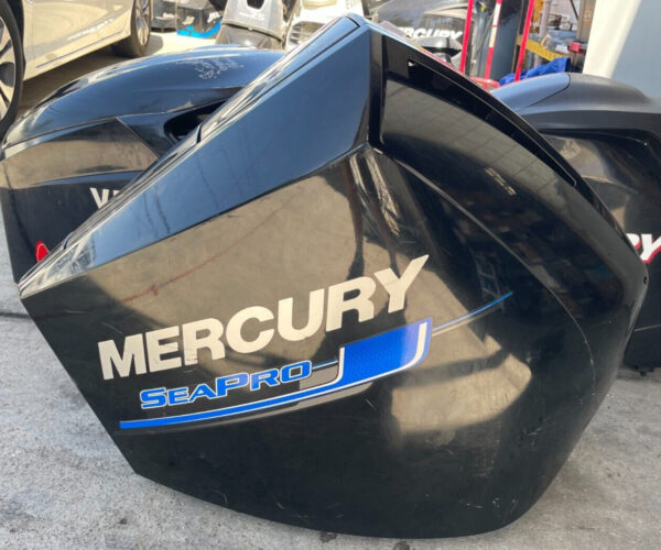 *OEM* Mercury 250 Sea Pro V8 Top Cover Cowl Hood 8M0142172