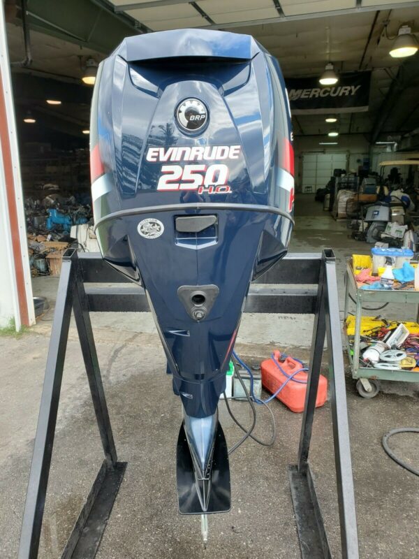 Evinrude-ETEC-250-HO-6-Cylinder-DFI-2-Stroke Outboard Motor