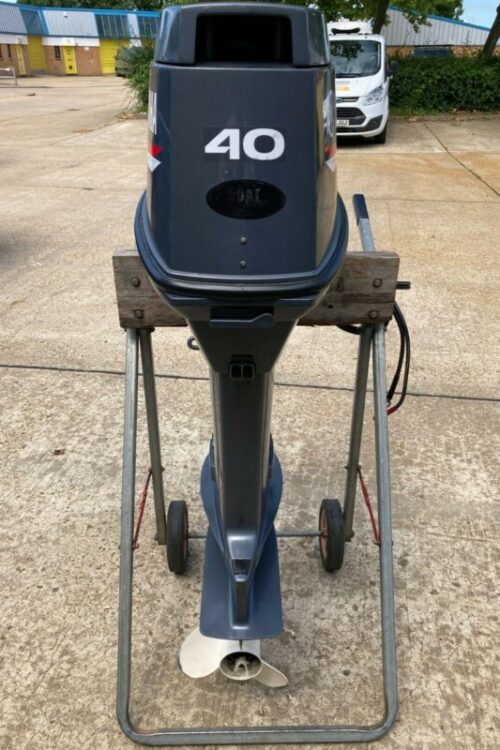 Yamaha 40hp 2 Stroke 20 Shaft Outboard Motor