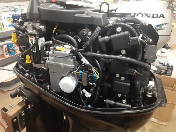 2009 Mercury 40hp Jet efi 4 stroke outboard motor - Image 3