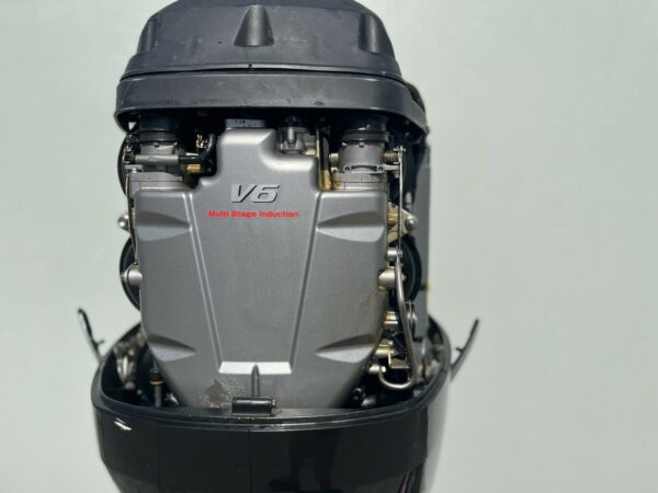 2009 Suzuki 250hp 4 Stroke 25” Outboard Motor - Image 4