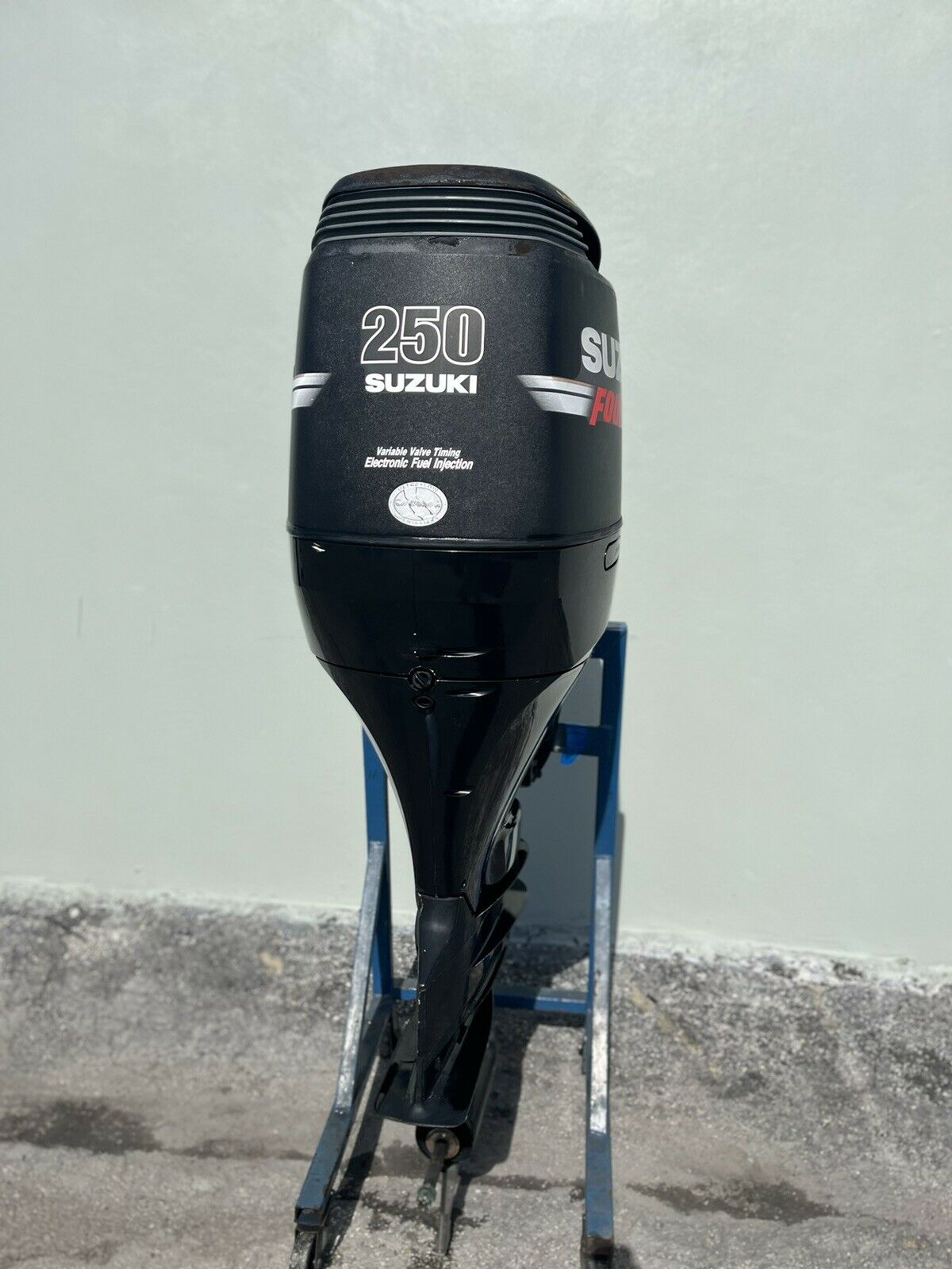 2009 Suzuki 250hp 4 Stroke 25” Outboard Motor - Image 2