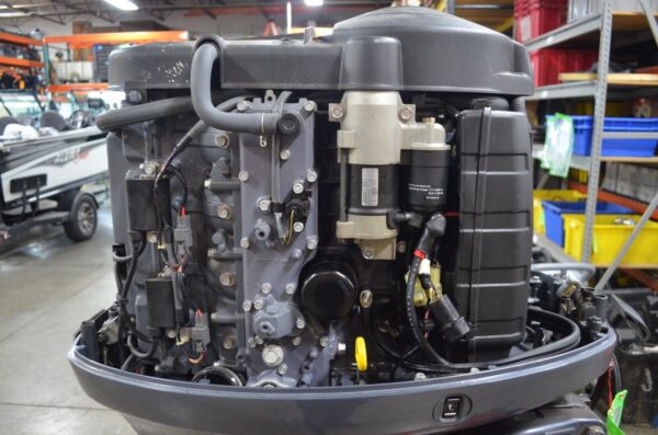 2005 Yamaha 115hp 4stroke 20 in EFI Remote Outboard Motor - Image 4
