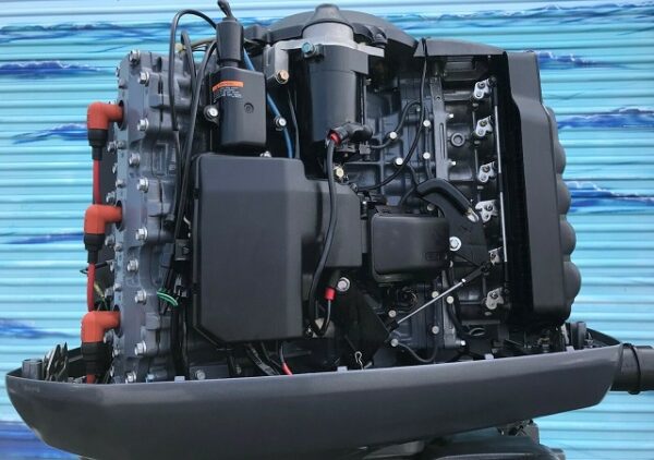 2001 Yamaha 225hp Vmax 2-Stroke 20-Shaft Outboard-Motor - Image 3