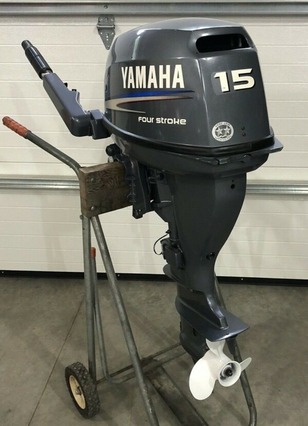 2009 Yamaha 15hp 4-stroke with Tiller-Handle Outboard Motor