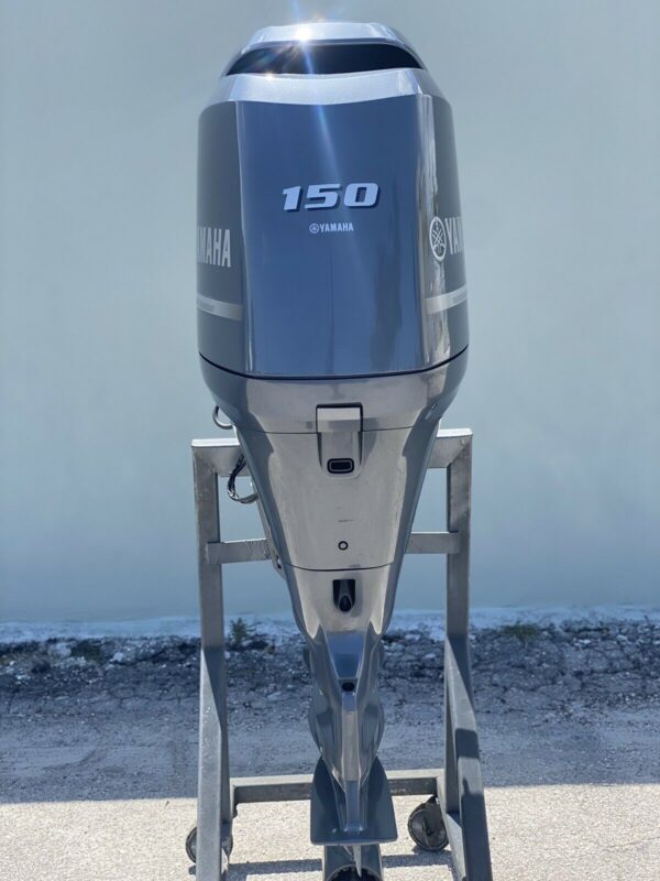 2013 Yamaha 150Hp 4-Stroke 25 Outboard Motor