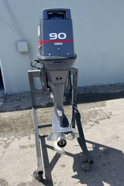 2001 Yamaha 90hp 2-Stroke 20 Shaft Outboard Motor
