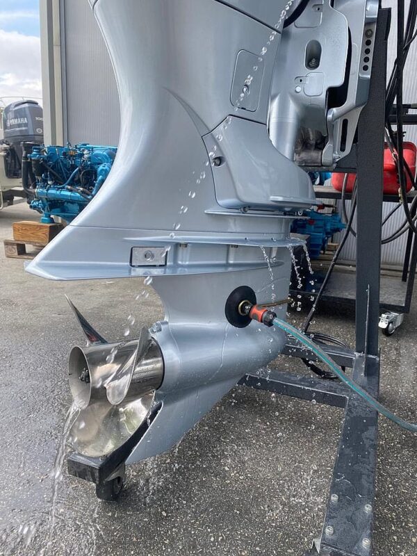 2017 Honda BF250hp 4-Stroke 25-Shaft Outboard-Motor - Image 4