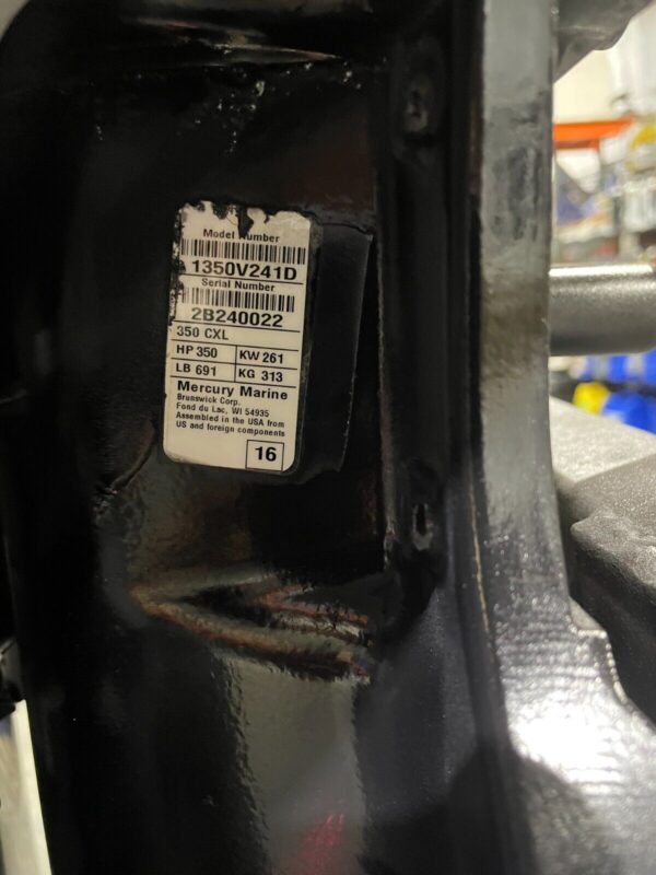 2017 Mercury 350hp Verado 4-Stroke 25-Shaft Outboard Motor - Image 4