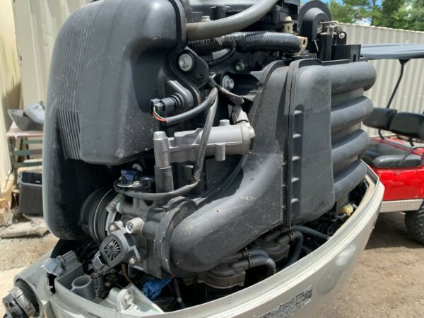 2006 Honda 150hp 4-Stroke 25” Outboard Motor - Image 3