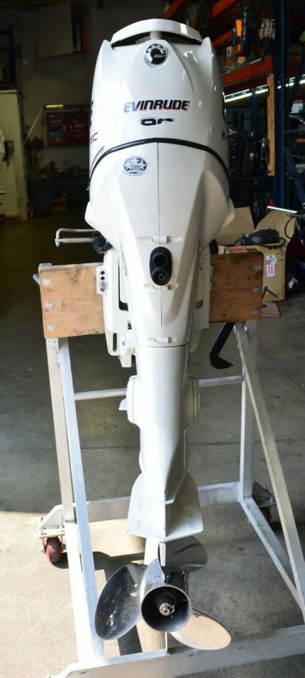 2010 Evinrude 90hp E-TEC 2 Stroke 25in-Tiller-Outboard Motor