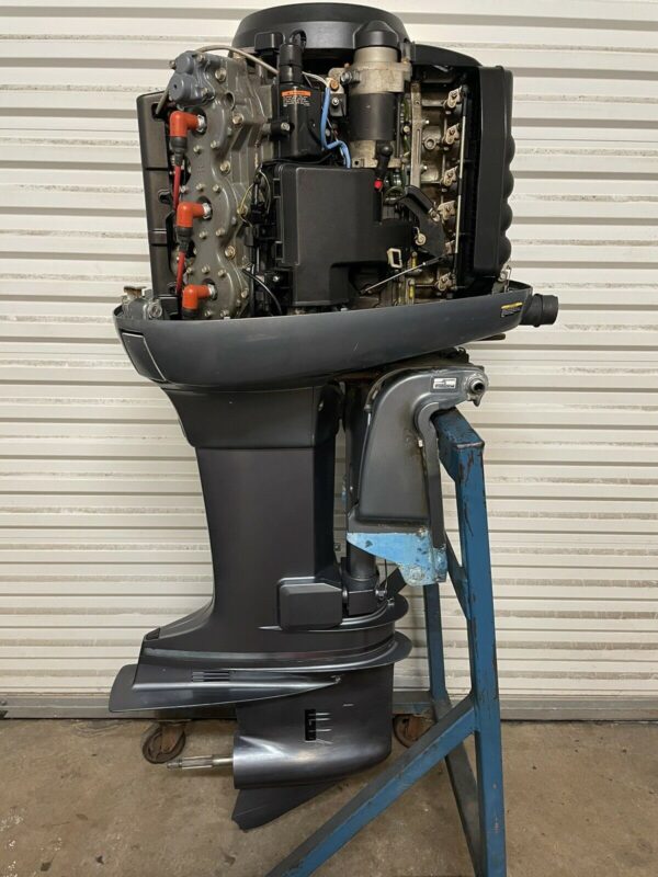 2002 Yamaha 200hp EFI-OX66-Salt-Water-Series-II 2 Stroke Outboard Motor - Image 4