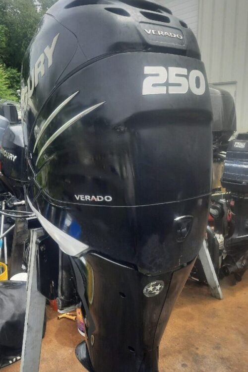 2010 Mercury 250 hp Verado EFI 4 stroke 25” outboard motor