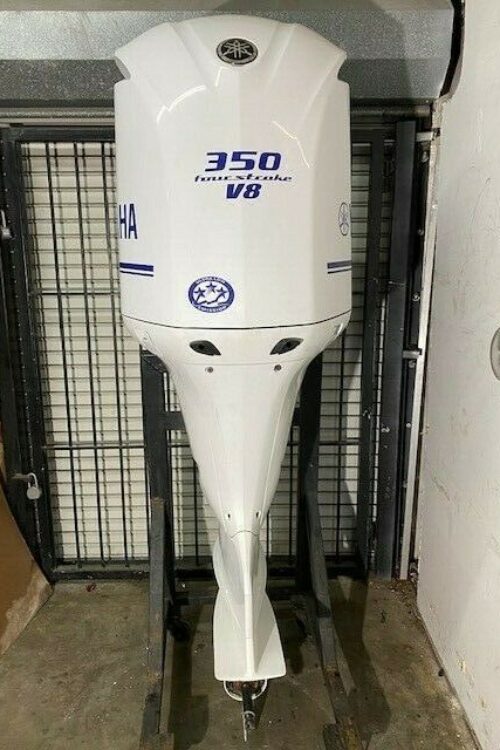 2013 Yamaha F350Hp 30 Shaft 4 Stroke Outboard Motor