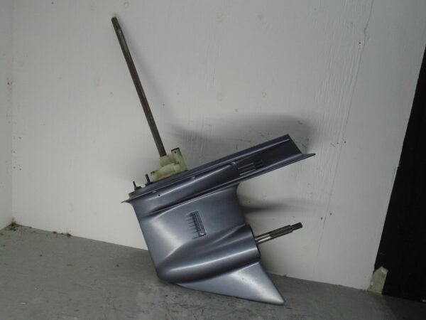 USED Yamaha 115hp-130hp V4 2 stroke outboard motor lower unit