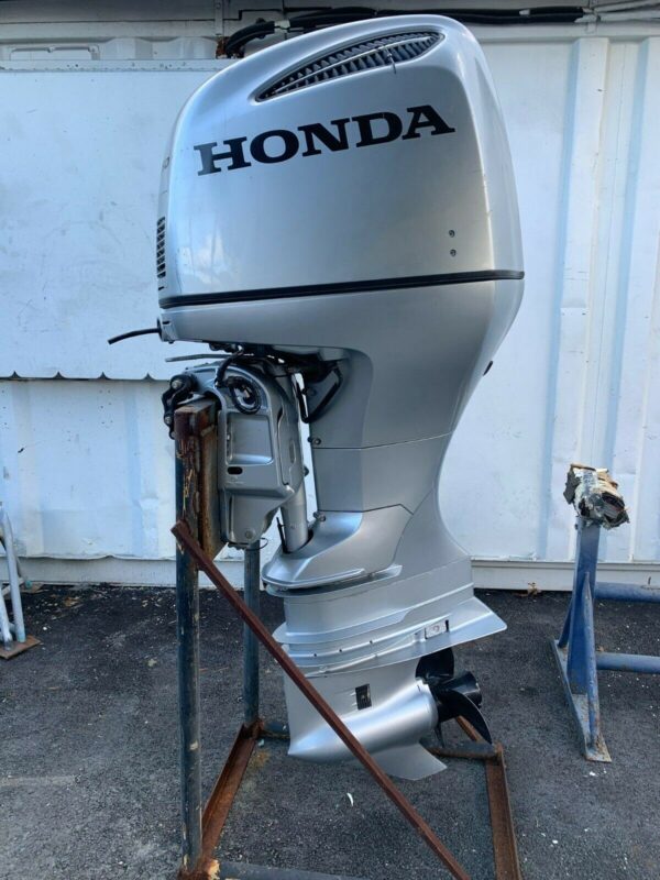 2014 Honda 250hp 4-Stroke 30-shaft outboard motor