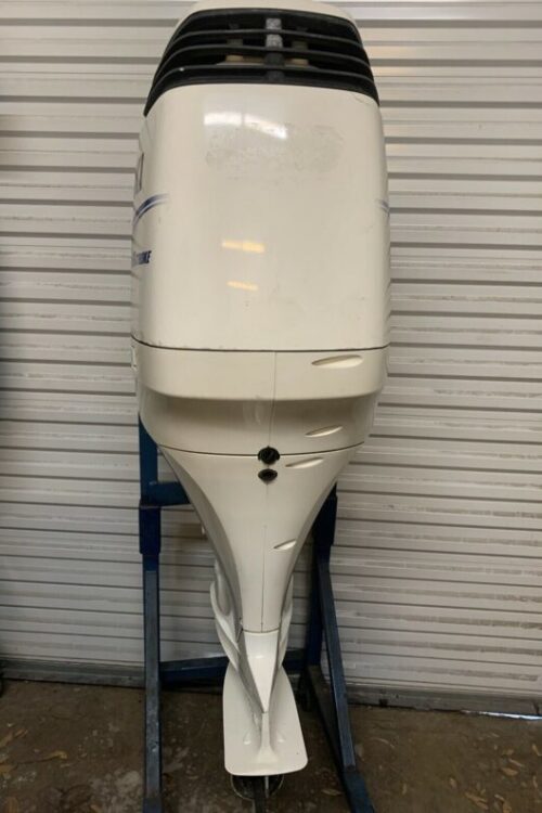 2010 Suzuki 300hp 4 Stroke 25 Outboard Motor