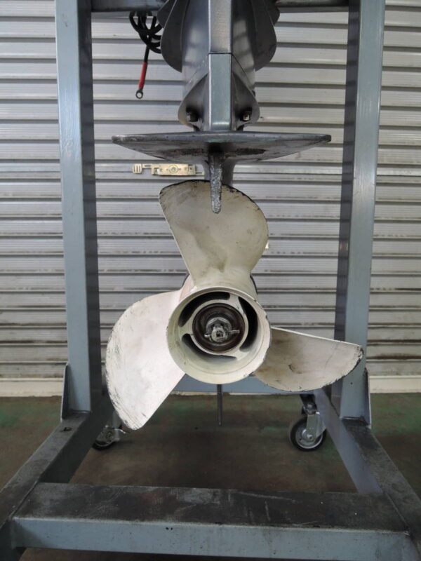 2010 Yamaha 100hp 4 Stroke 25 Shaft Outboard Motor - Image 3