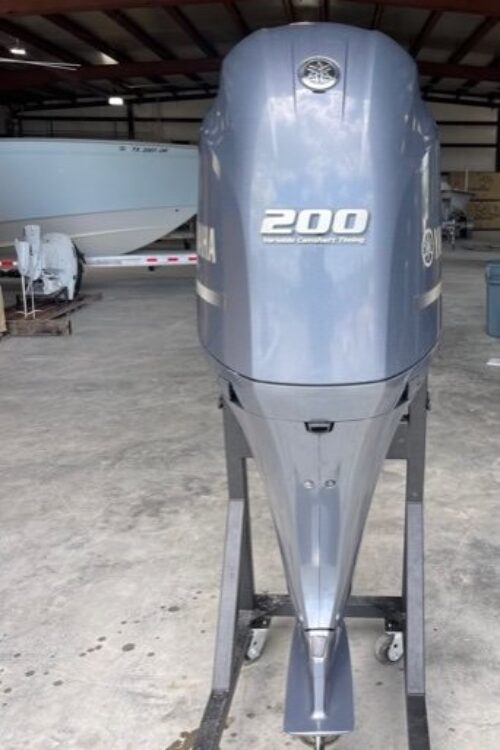 2014 Yamaha 200hp 4 stroke 25” Outboard Motor