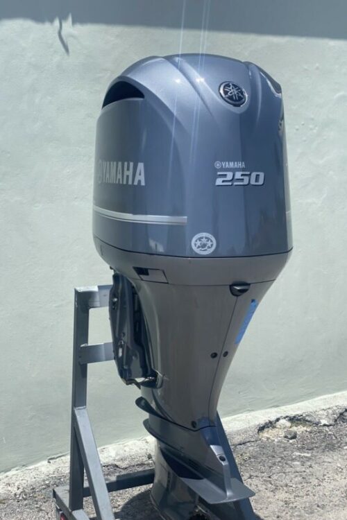 2018 Yamaha 250hp 4 Stroke 25” Outboard Motor