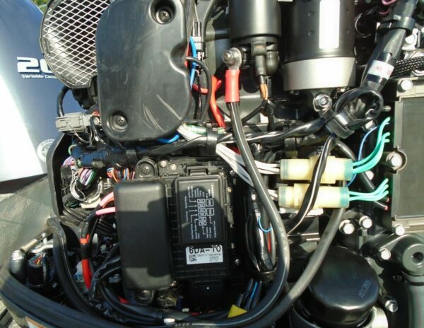 2019 Yamaha 200hp 4-Stroke 25-shaft Outboard Motor - Image 4