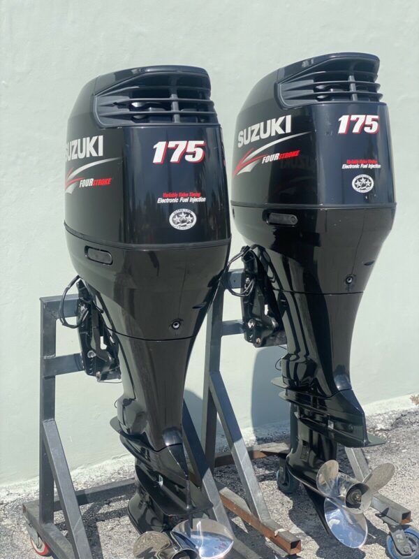 Pair 2014 Suzuki 175hp 4-Stroke 25” Outboard Motor