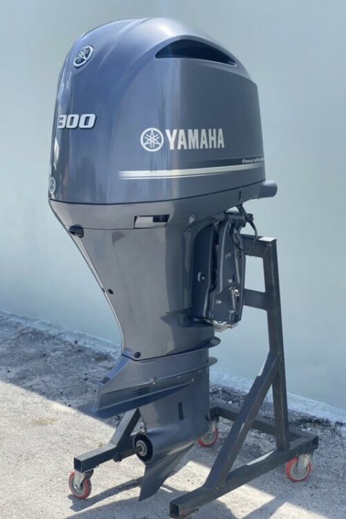 2018 Yamaha 300Hp 4 Stroke 25” Outboard Motor