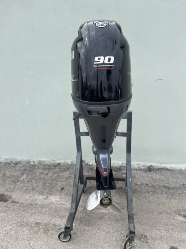 2018 Yamaha 90hp Vmax 4 Stroke 20 Shaft Outboard Motor